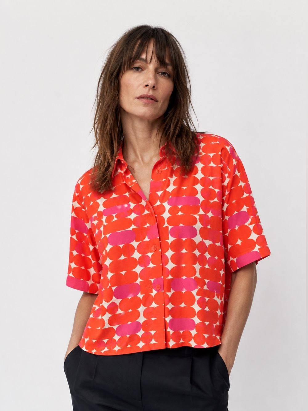 Simons Red and Pink Geometric Short Sleeve Button Front Top medium
